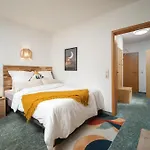 Apartamento Ruhiges Mit Gartenblick & Schreibtisch